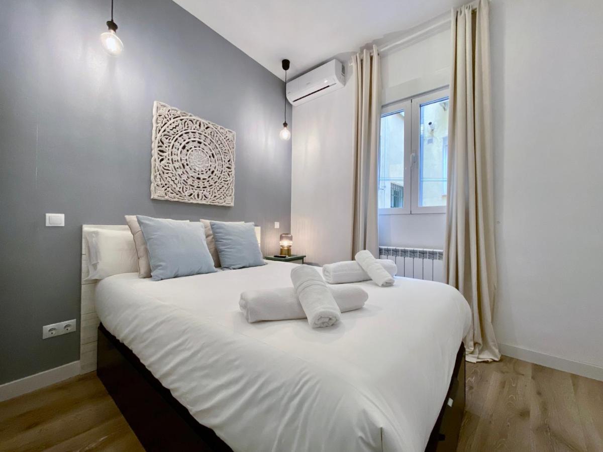 Charming La Latina Market Madrid Exterior photo